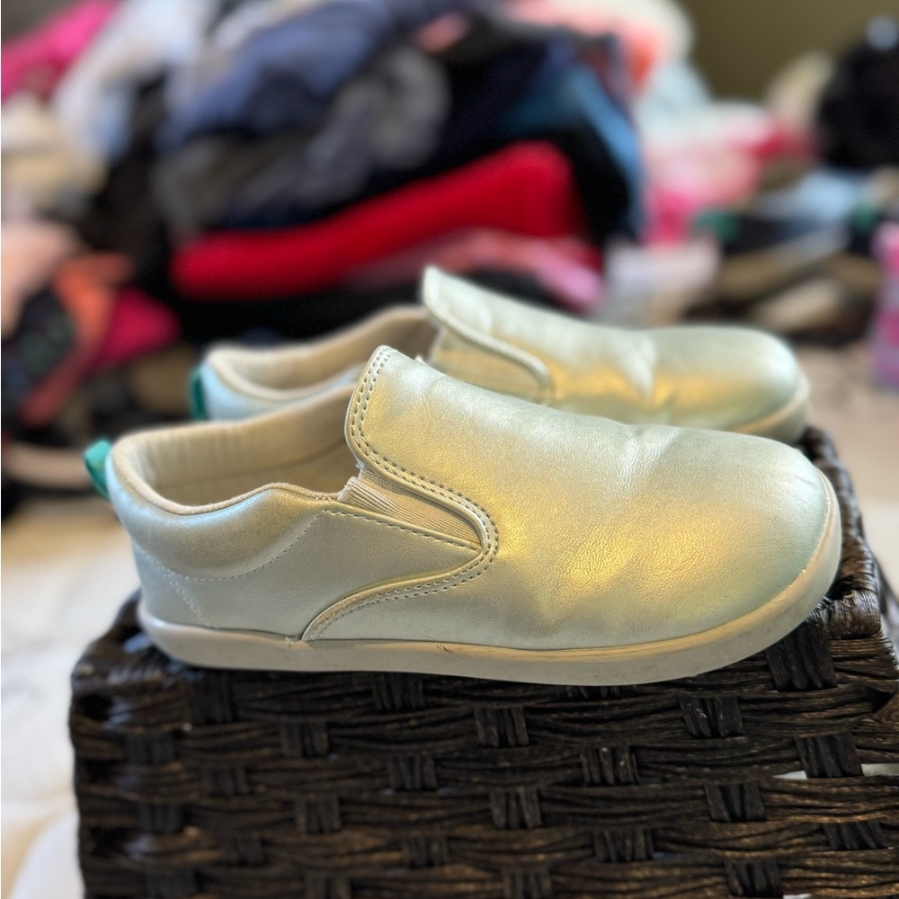 Like new Ten Little